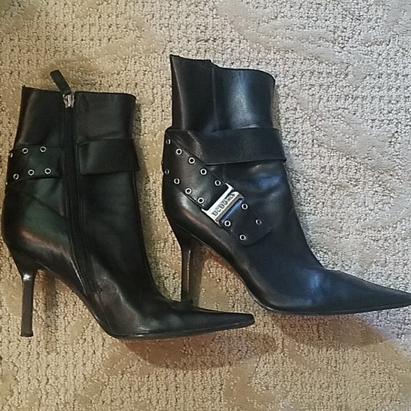 BCB girls - Picture 1 of 7